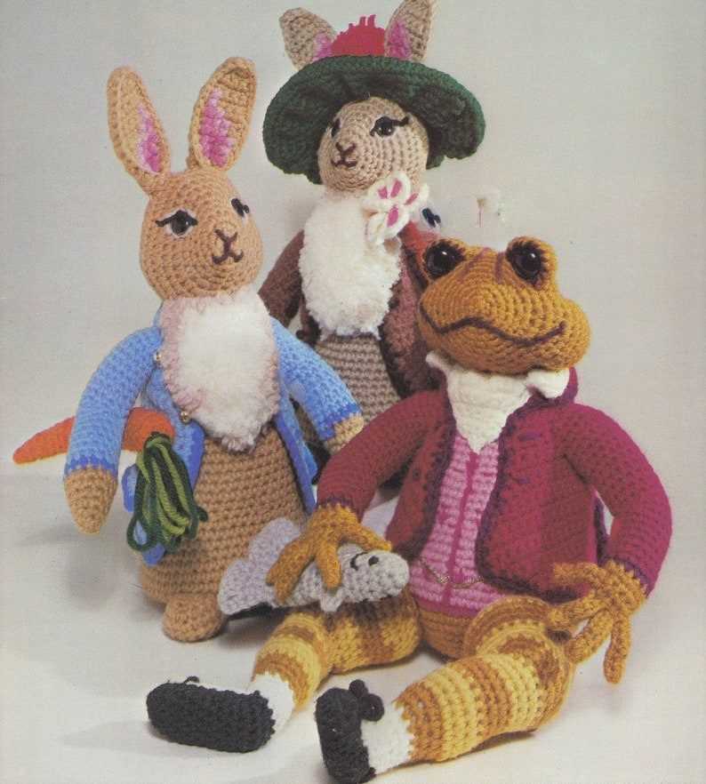 Peter rabbit knitting pattern book