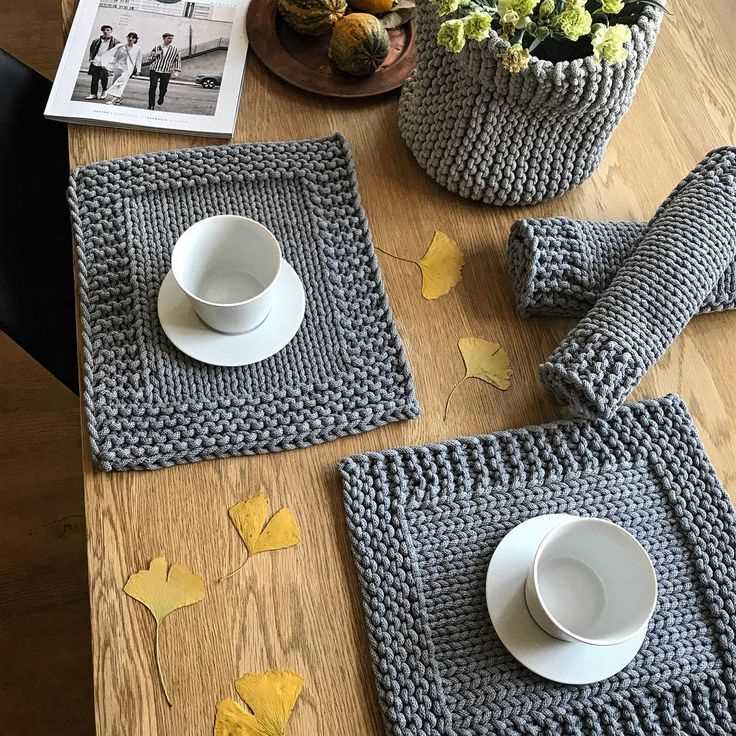 Knitted placemat pattern