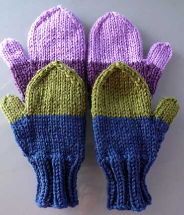 Two needle mittens free knitting pattern