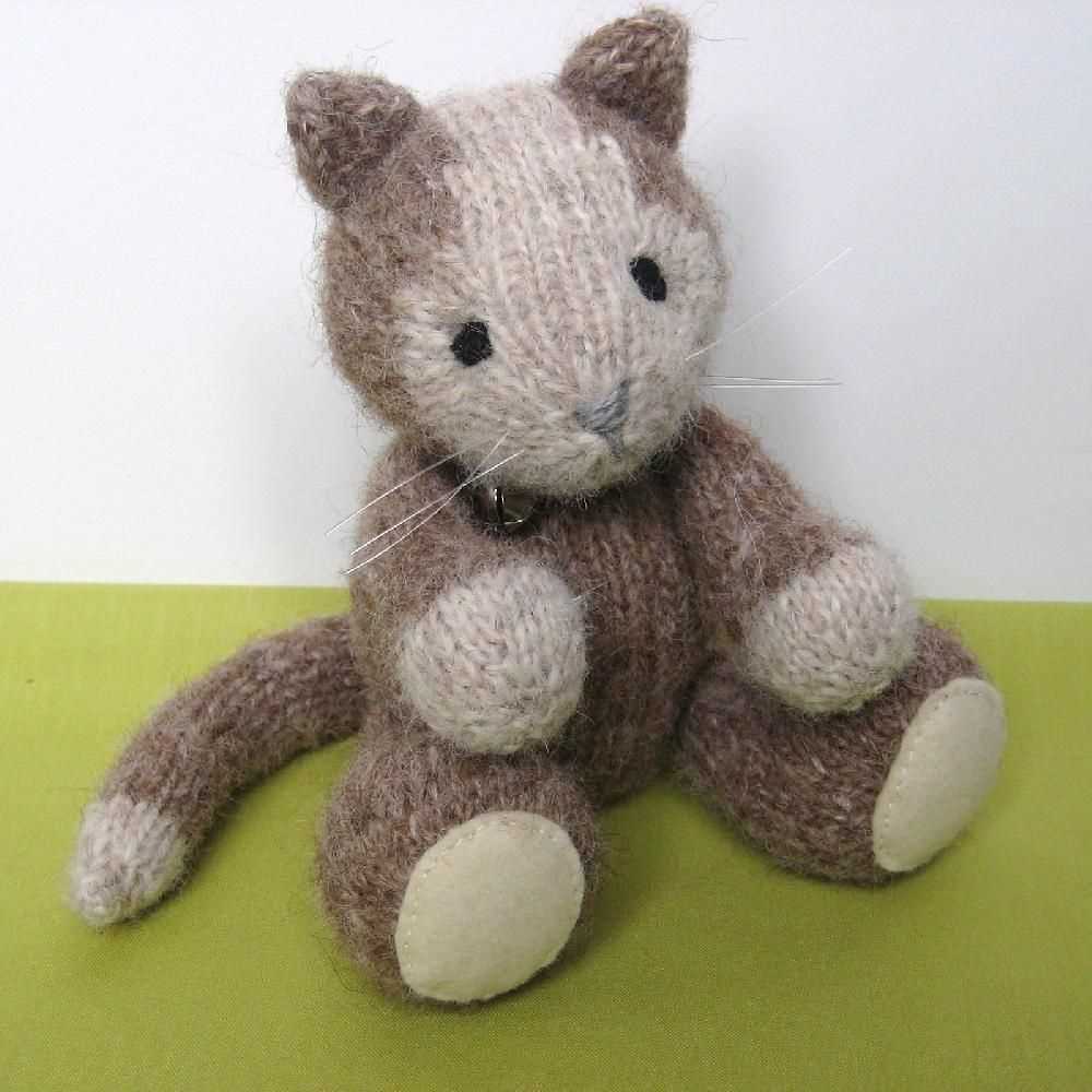 Mouse knit pattern