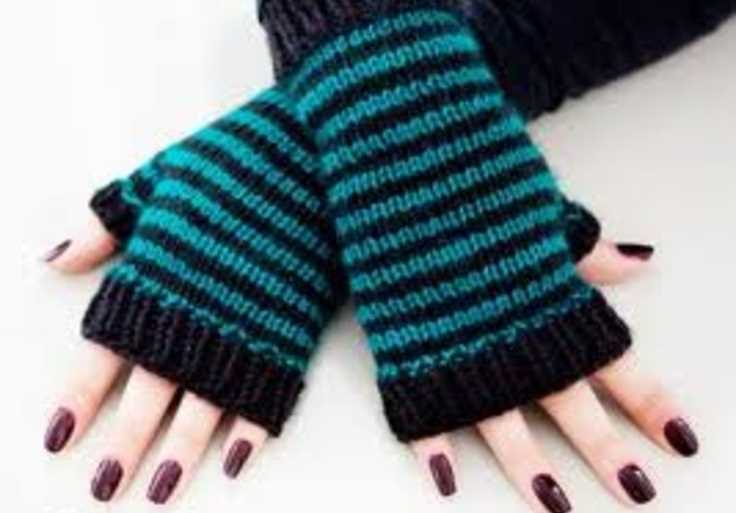 Fingerless glove knit pattern