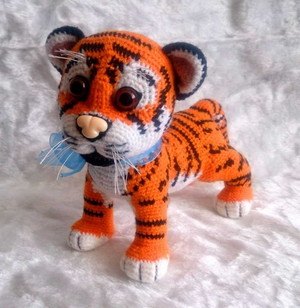 Knitted tiger toy pattern