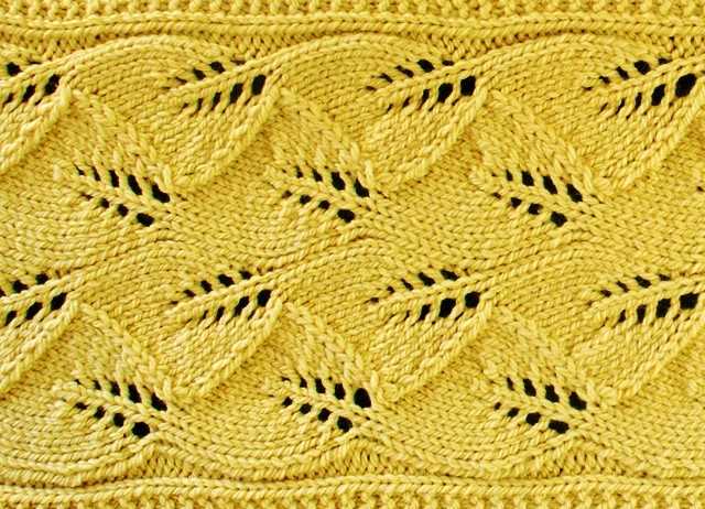 Knit leaf pattern