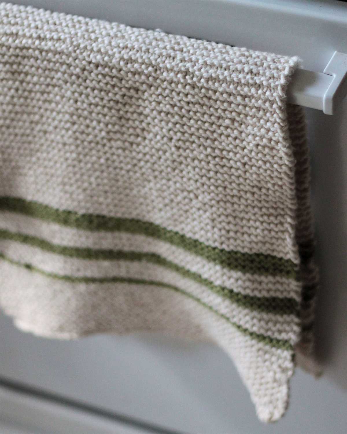 Knitted hand towel pattern