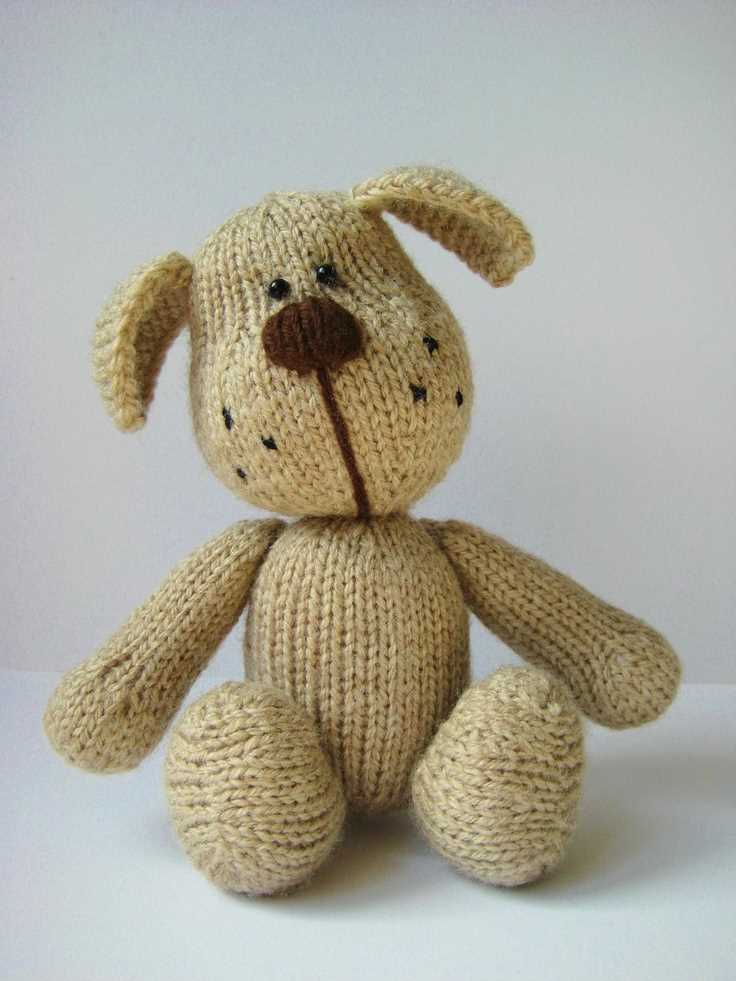 Knitted dog patterns toy