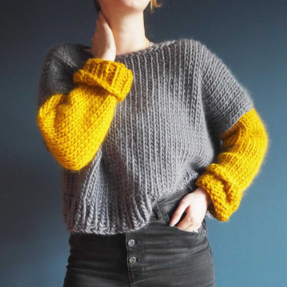 Cold shoulder jumper knitting pattern