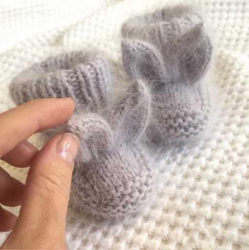 Knitted bedroom slippers pattern