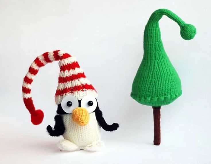 Knitting pattern for christmas tree hat