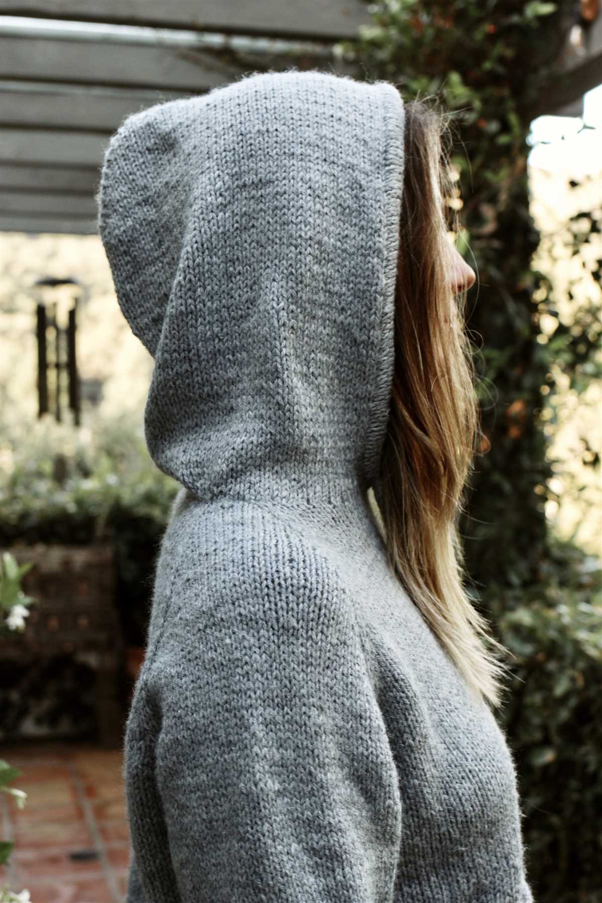 Hoodie sweater knitting pattern