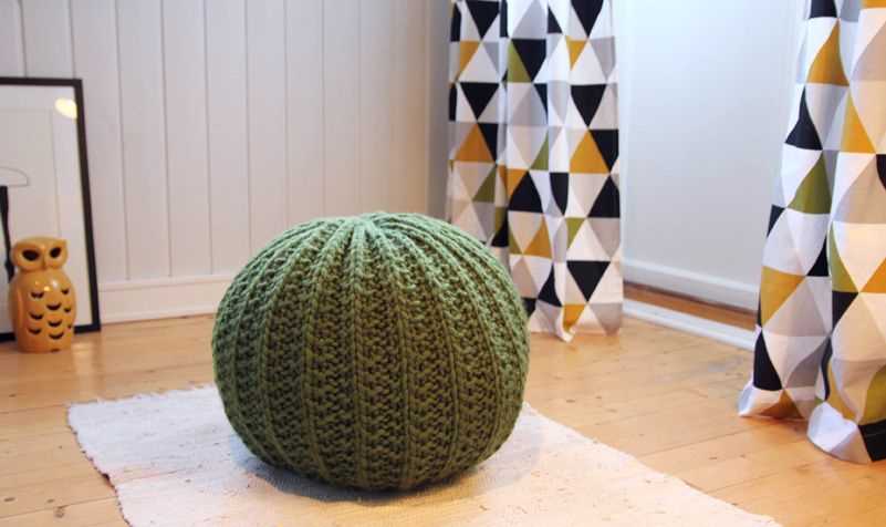 Knitted pouf pattern