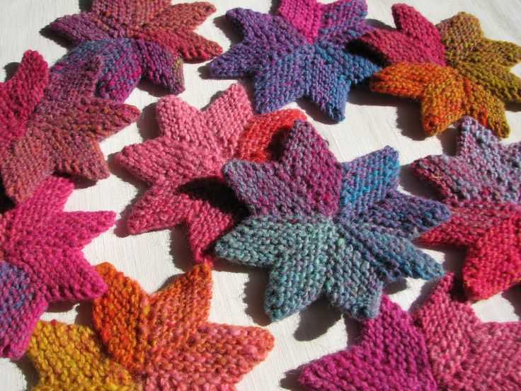 Ravelry free knitted flower patterns