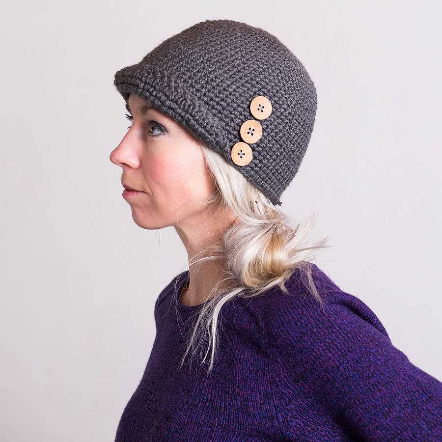 Knitted cloche hat pattern free