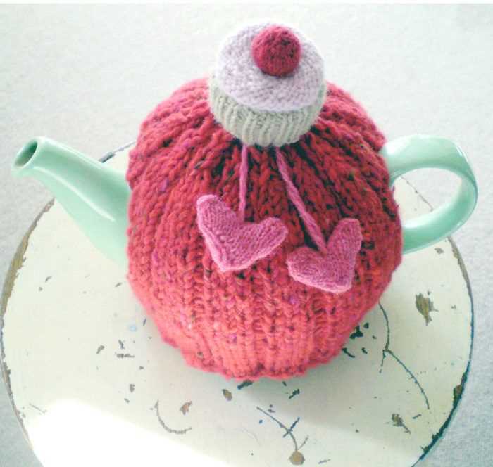 Free tea cosy knitting pattern