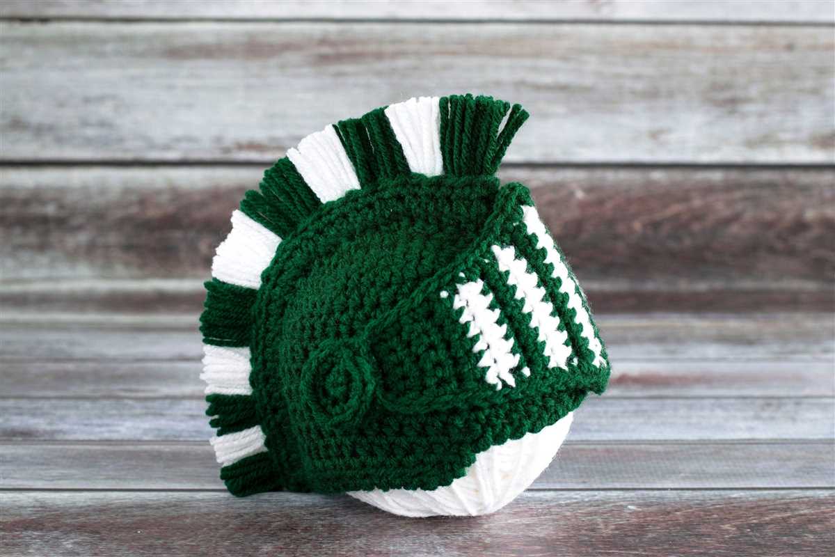 Knight helmet knitting pattern