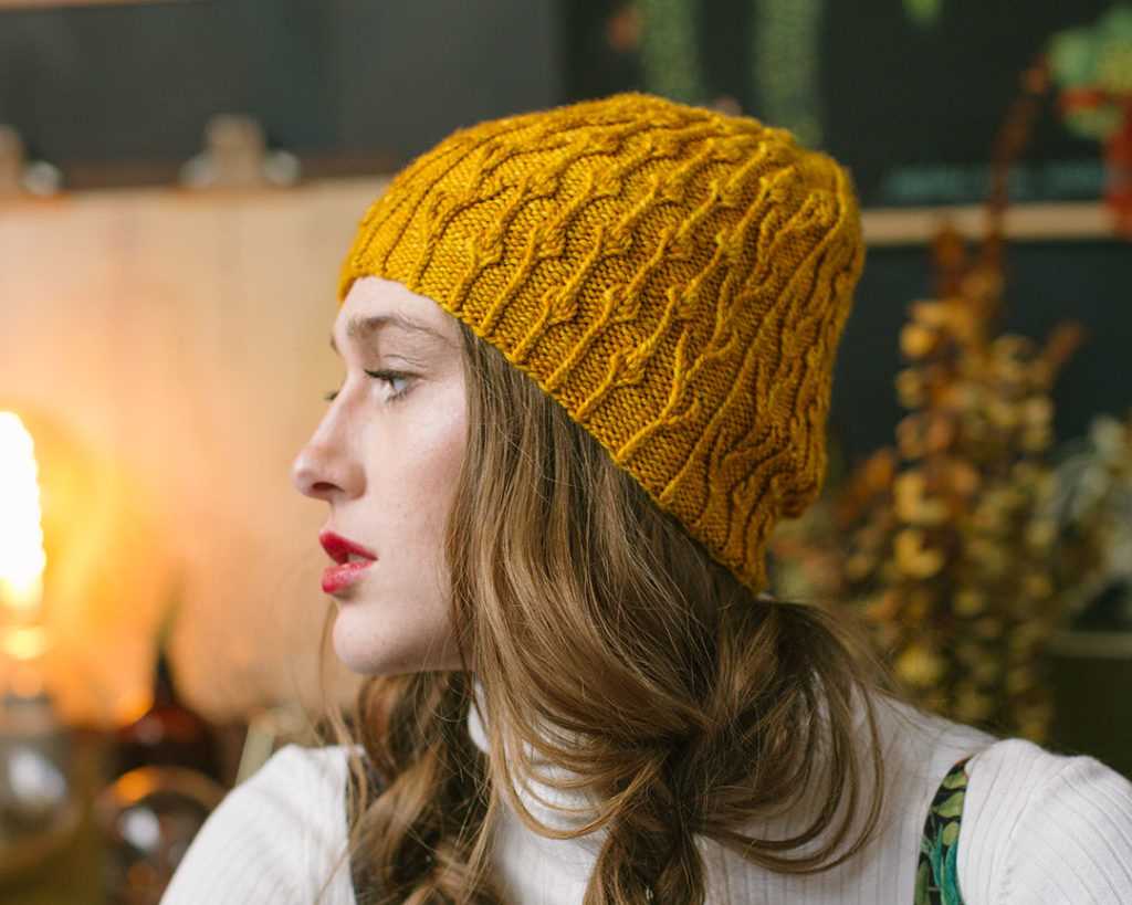 Free ladies hat and scarf knitting patterns