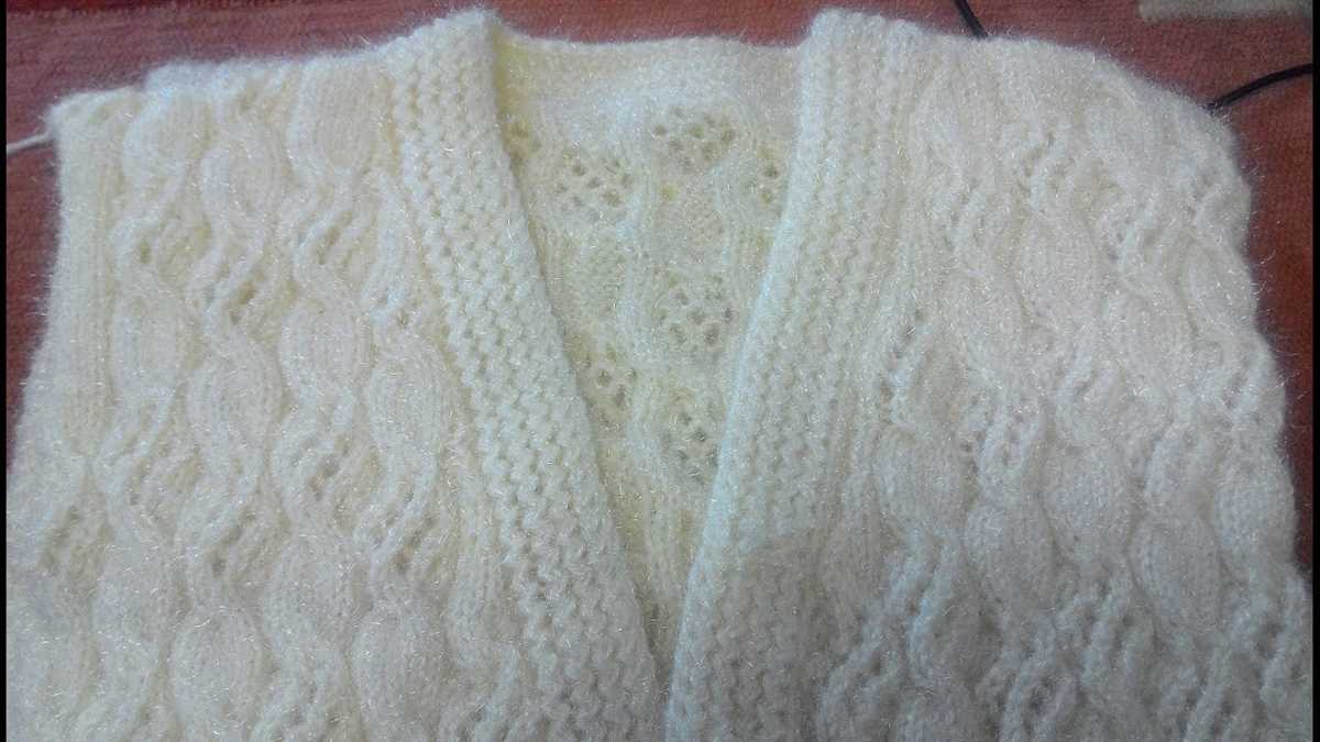 V neck cardigan knitting pattern