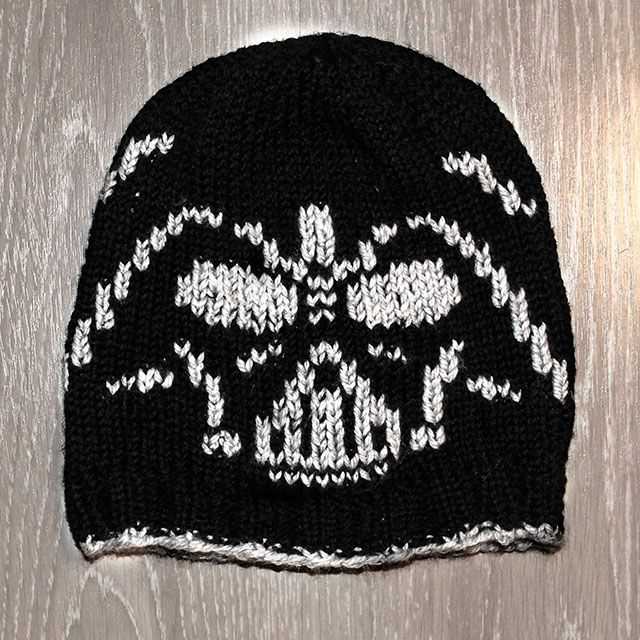 Darth vader knitted hat pattern