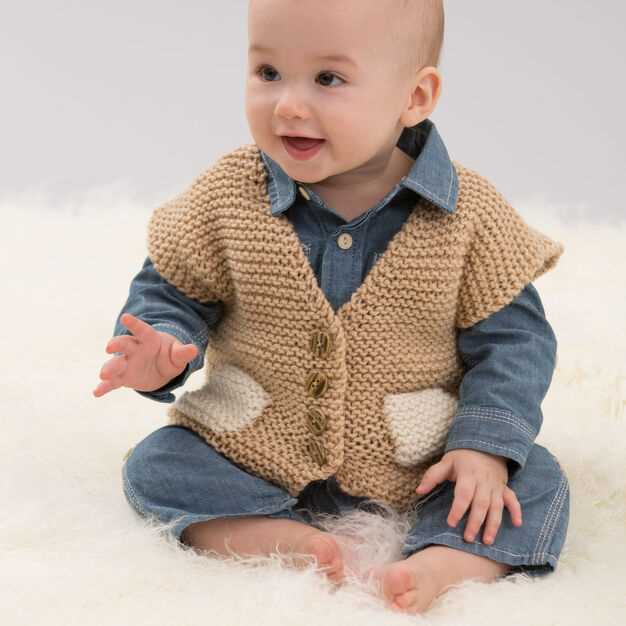 Free knitting patterns for baby boy cardigans