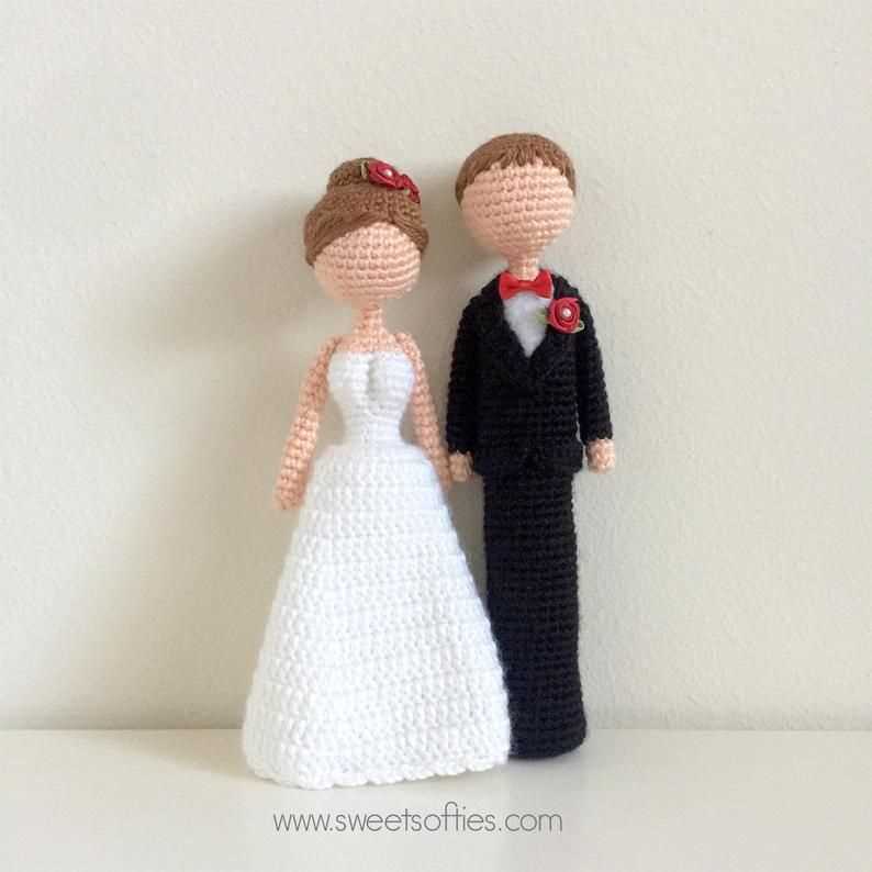 Free knitting pattern for bride and groom dolls