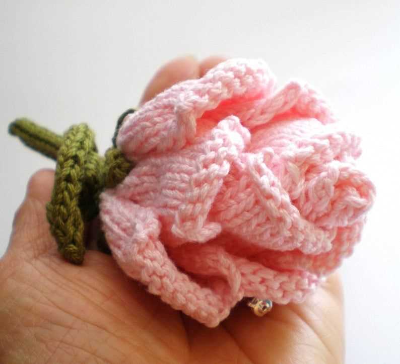 Flower knit pattern