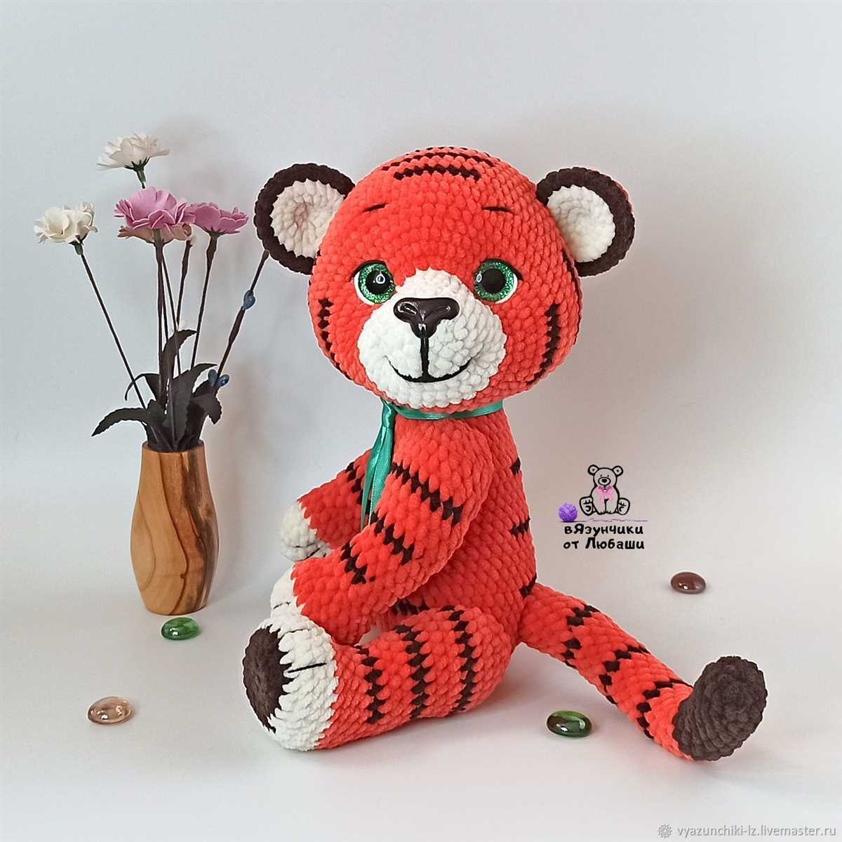 Knitted tiger toy pattern