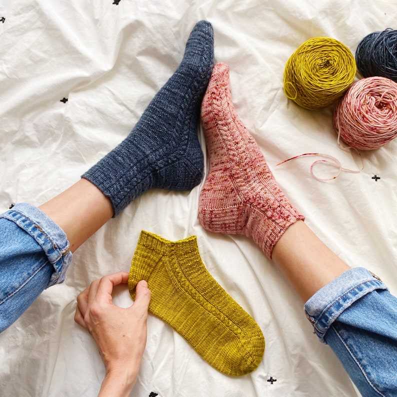 Hand knit socks pattern