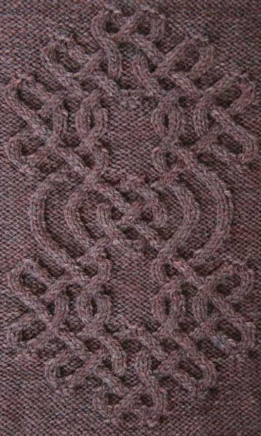 Celtic knot knitting pattern