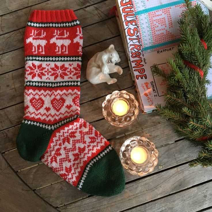 Knitted christmas stockings pattern