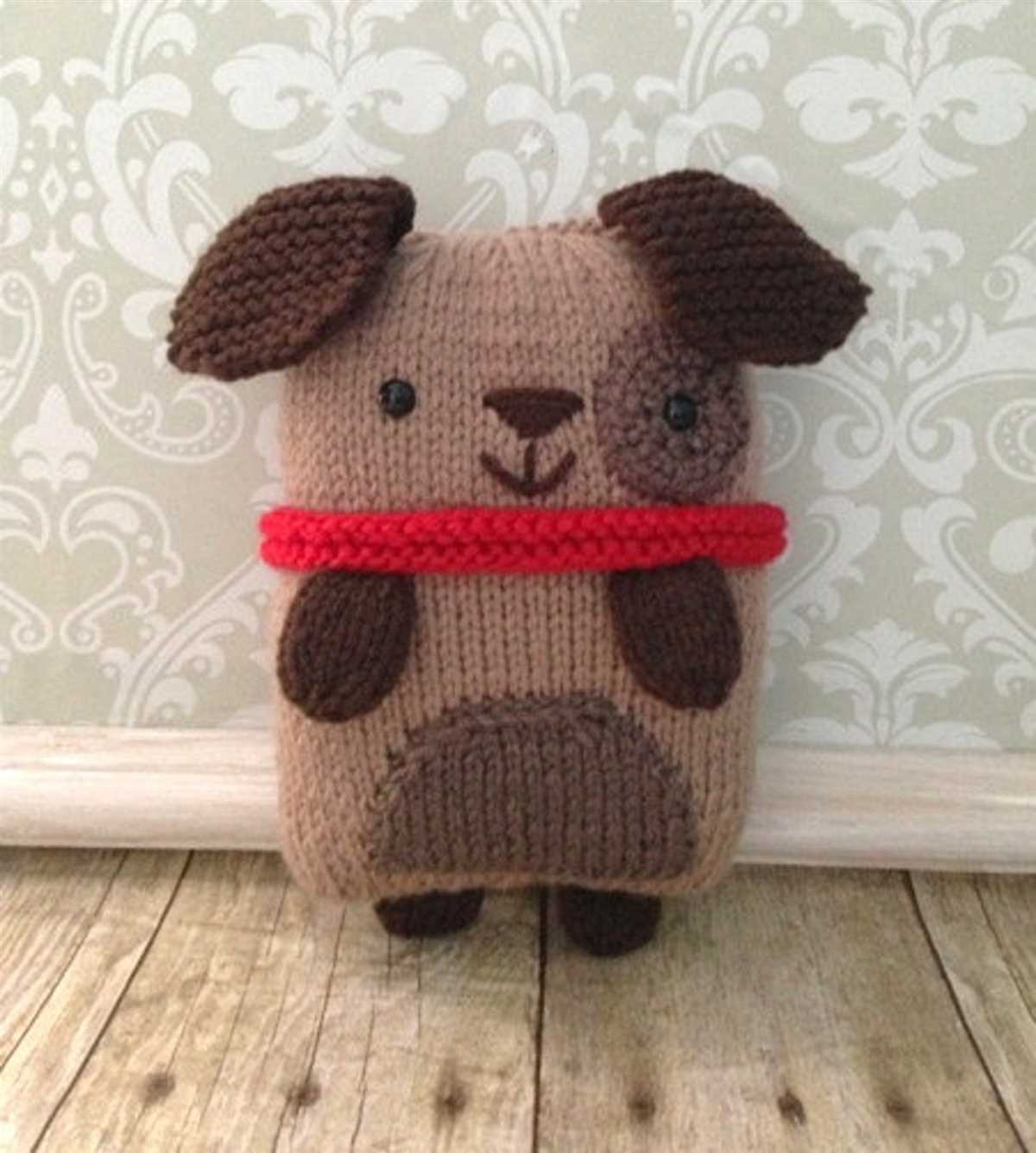 Knitted puppy pattern