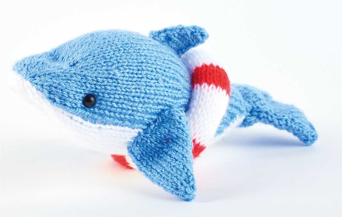 Free knitted fish toy pattern