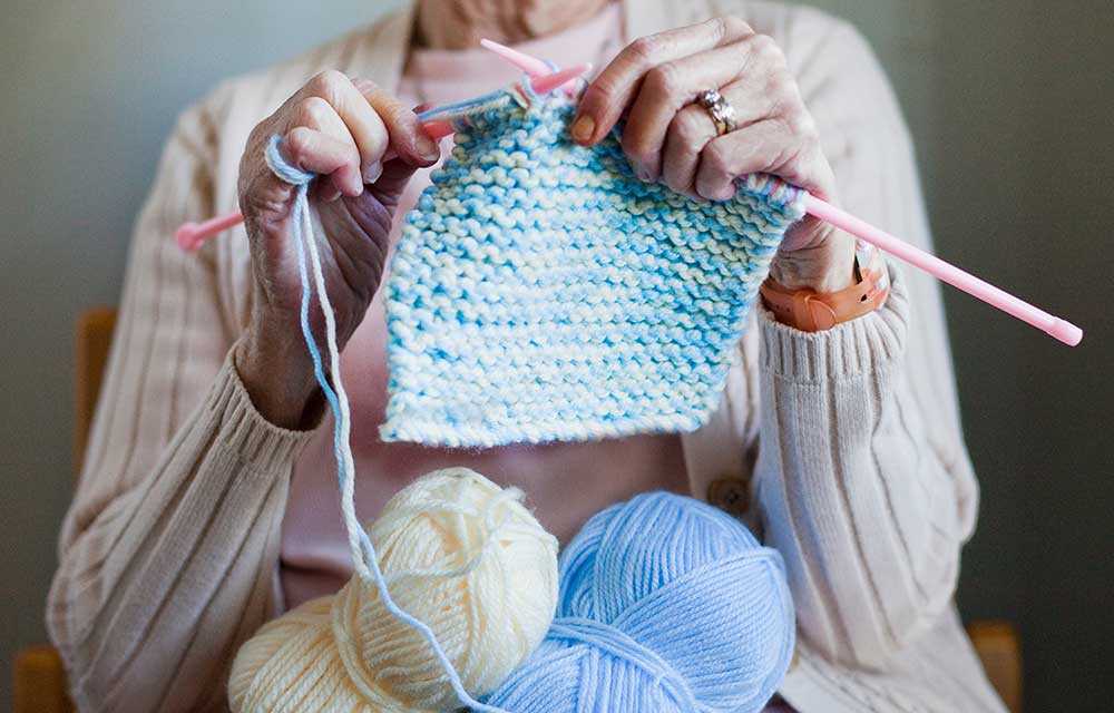 Knitting patterns for cancer patients