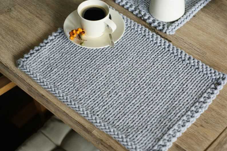 Knitted placemat pattern