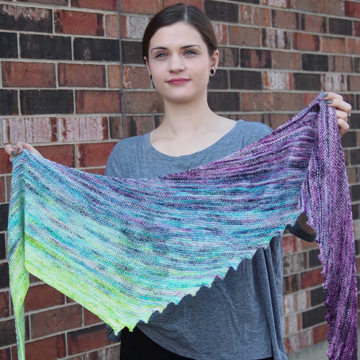 Free knit hitchhiker scarf pattern