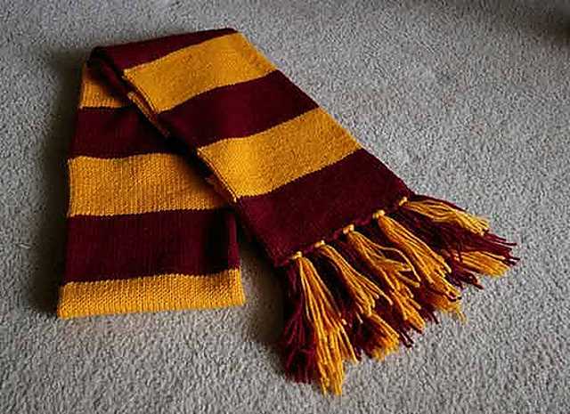 Magic scarf knitting pattern