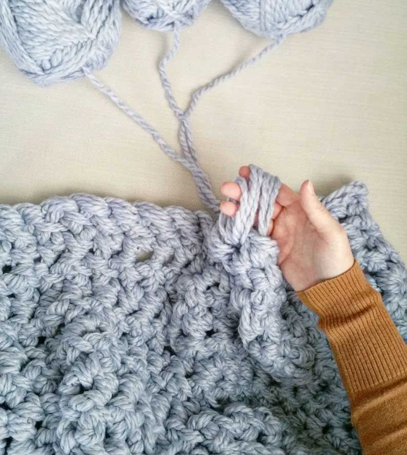 Arm knitting blanket pattern