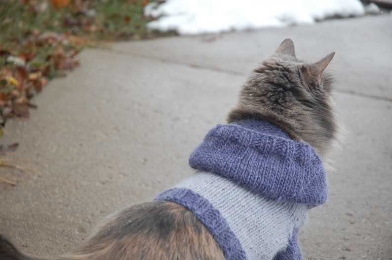 Cat hoodie knitting pattern