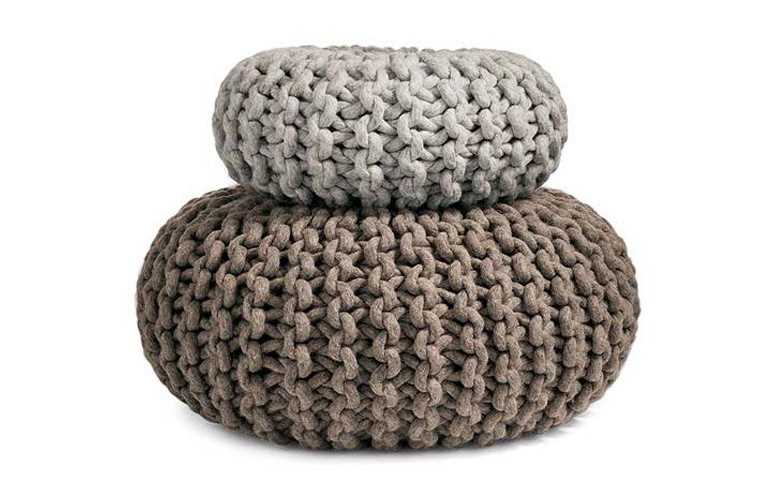 Knitted pouf pattern