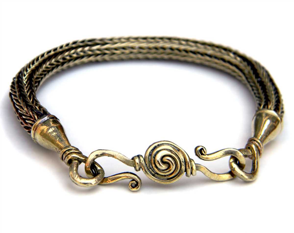 Viking knit bracelet pattern