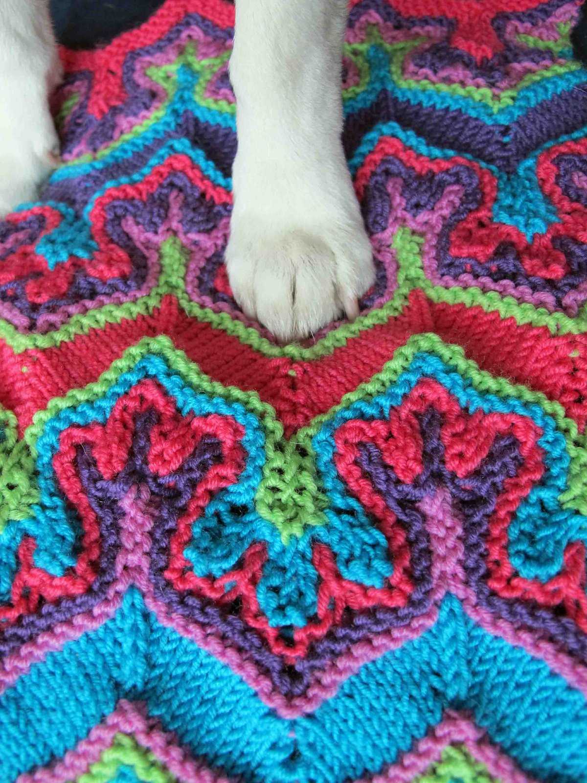 Fox paws knitting pattern