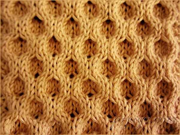 Honeycomb cable knitting pattern