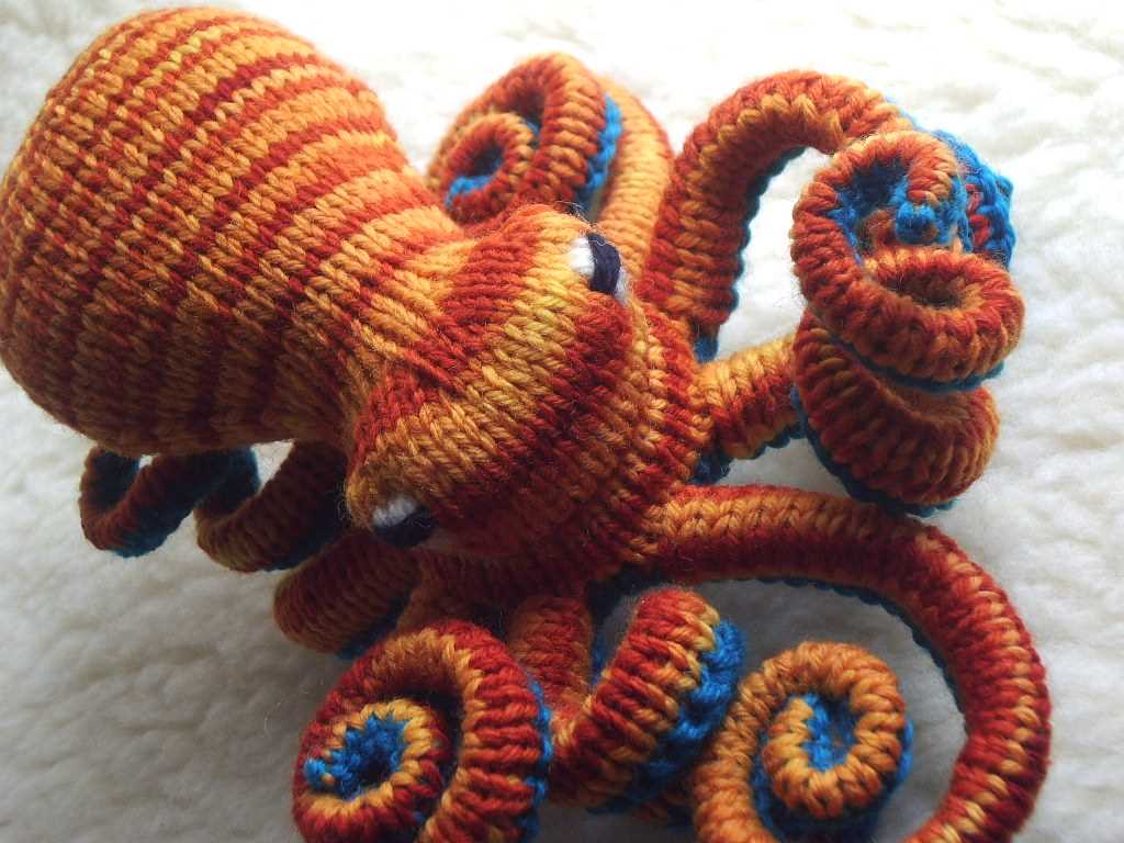 Knitting pattern for octopus