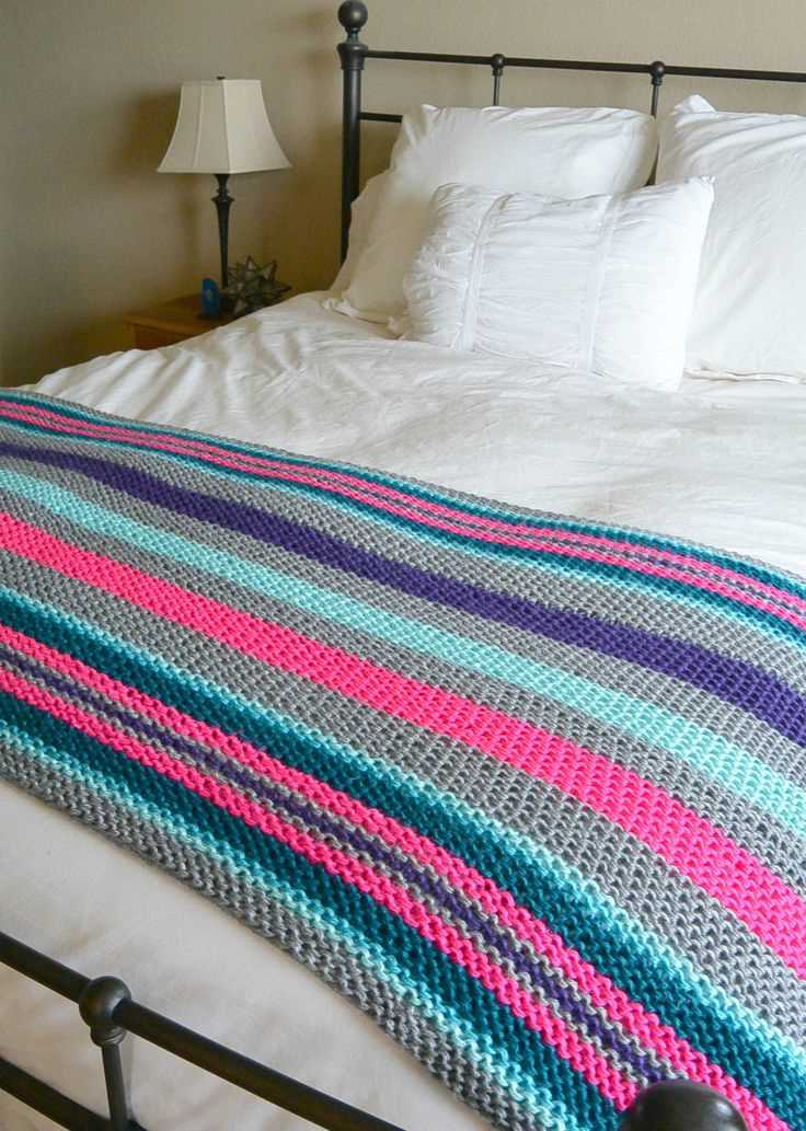 Easy striped knit blanket pattern