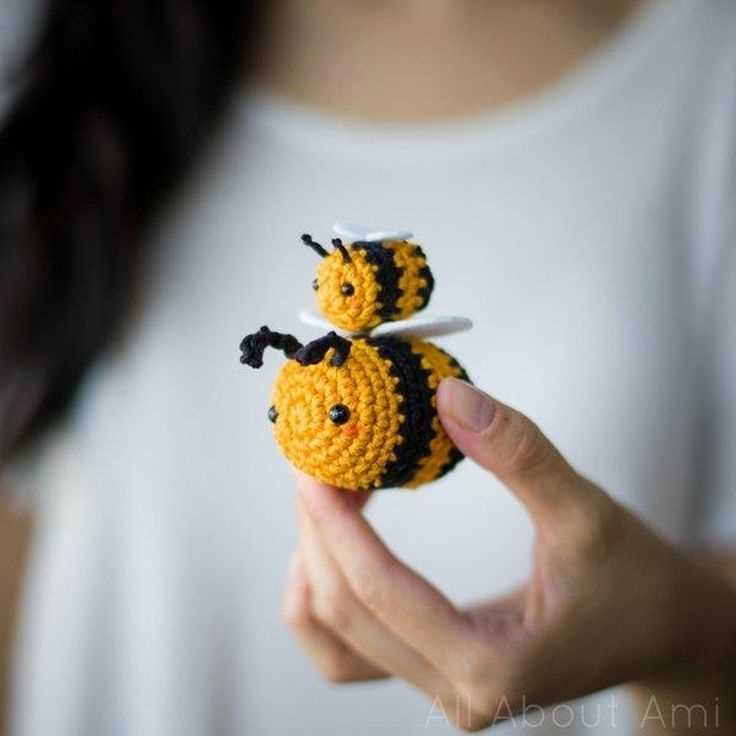 Free knitting patterns for bumblebees