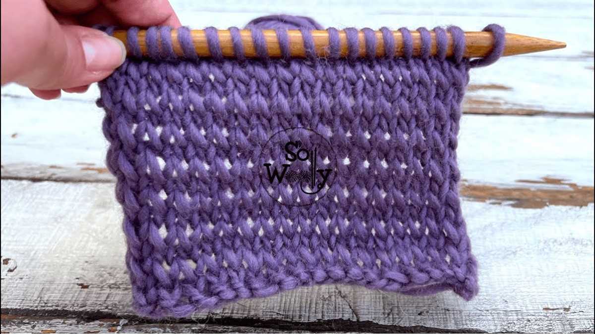 Knit stitch pattern multiple of 3