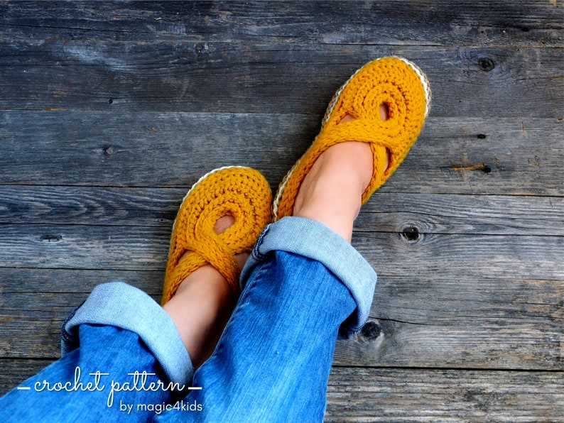 Dansko knit pattern clogs