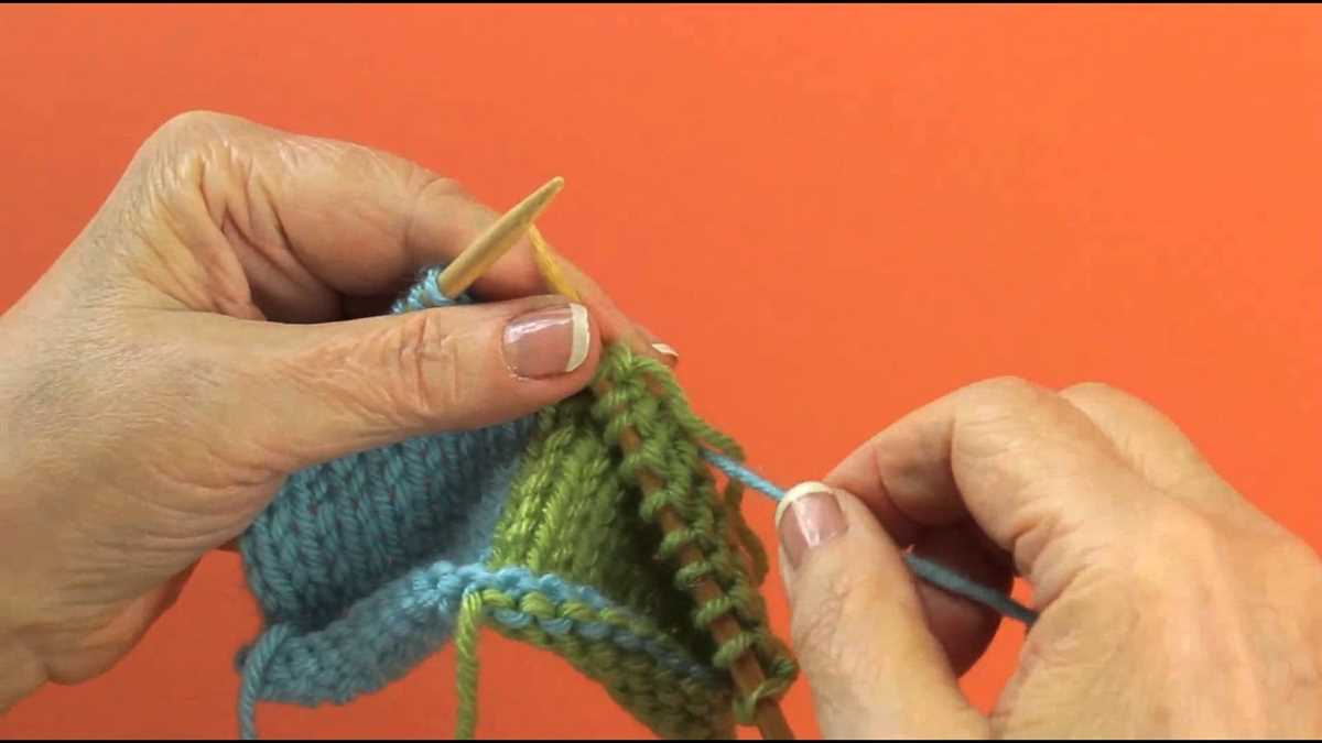 How to change colors in knitting pattern