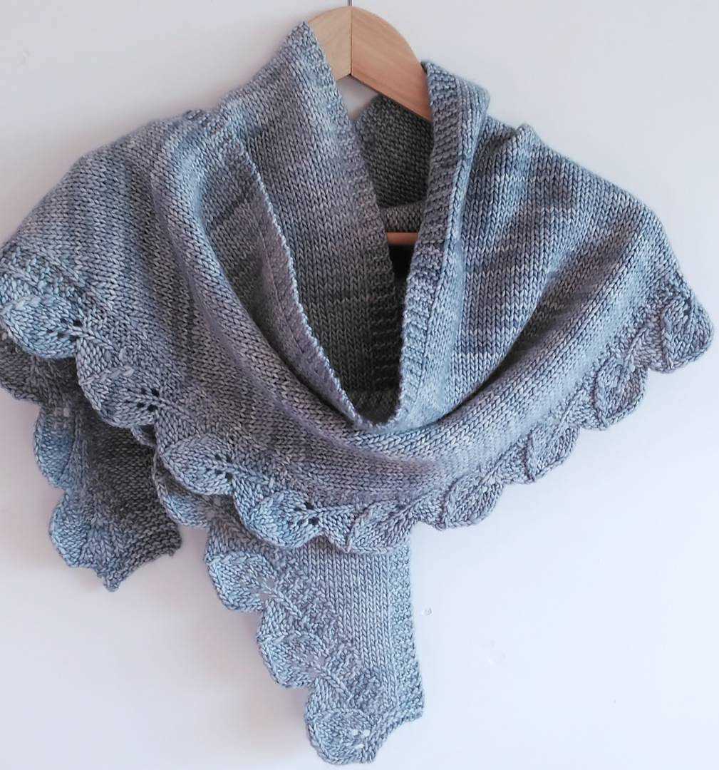 Leaf shawl knitting pattern