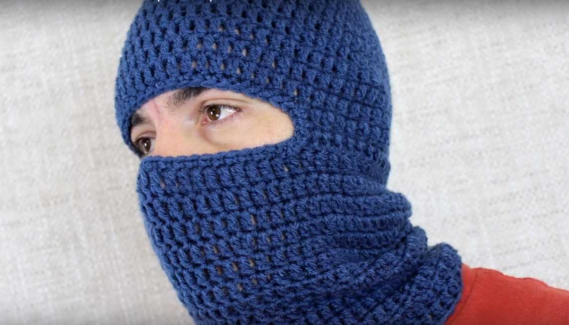 Hand knit balaclava pattern