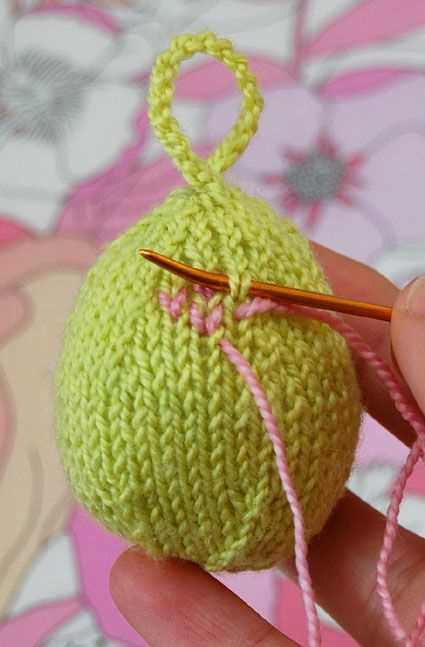 Knit easter egg pattern