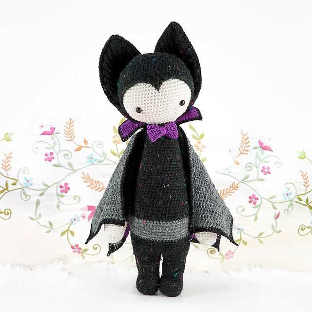 Bat toy knitting pattern